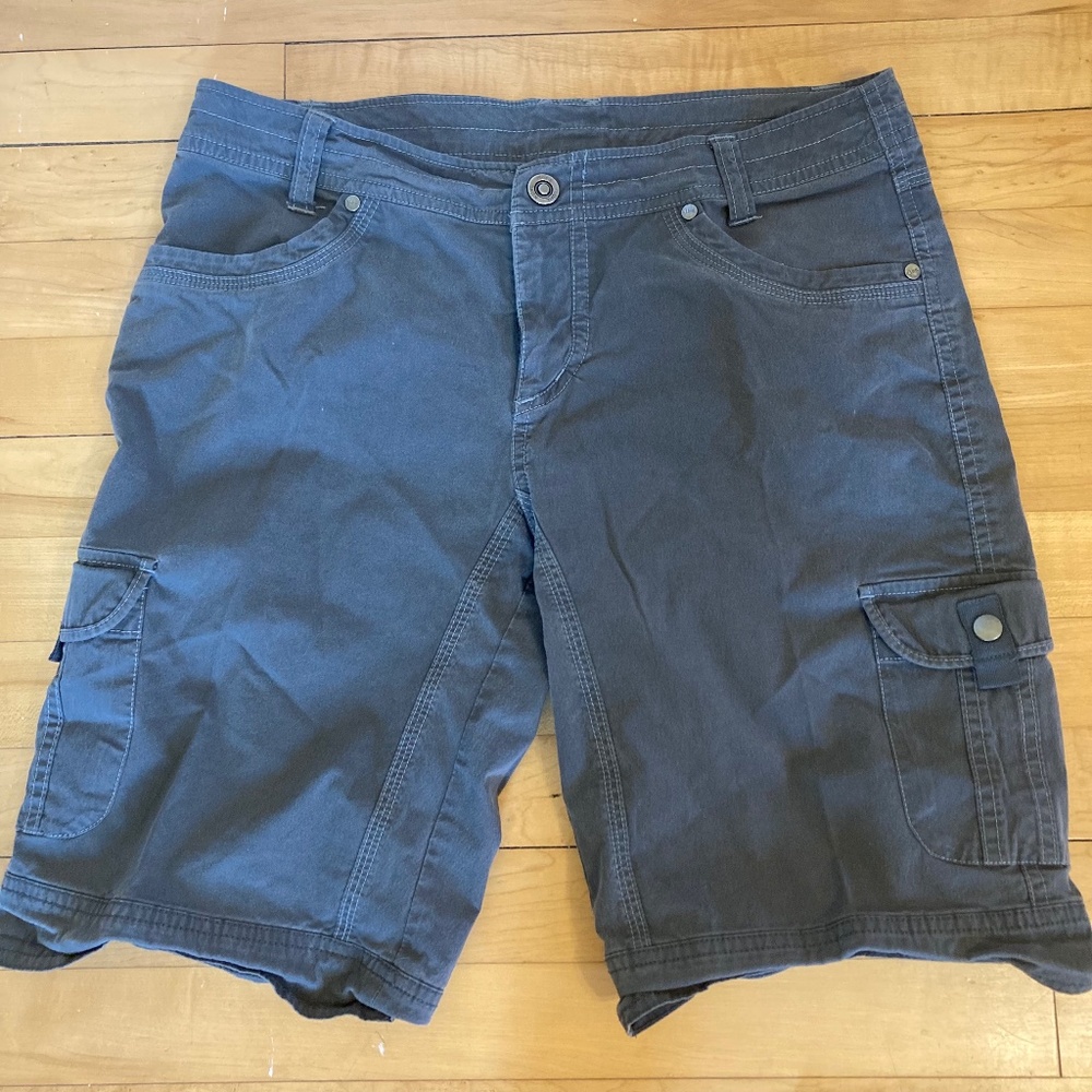 Kuhl Women’s Sz 10 Splash 11” Shorts Gray Cargo Hiking Walking Camping Outdoor
